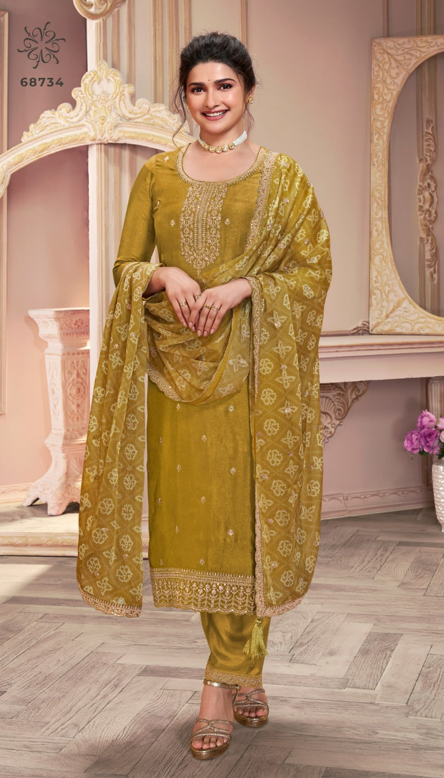 Women's Wear Beautiful Ready Made Heavy Embroidery Work Salwar Kameez Pant Suits